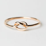 R404 - Knot Ring