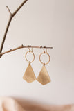 E137 - Kite shape from hoop