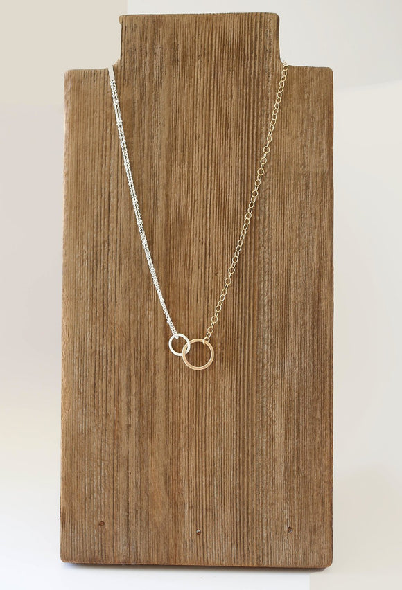 N201 - Double Hoop Necklace